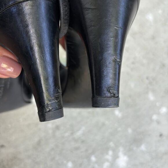 Classic Ferragamo slingbacks - Picture 7 of 10